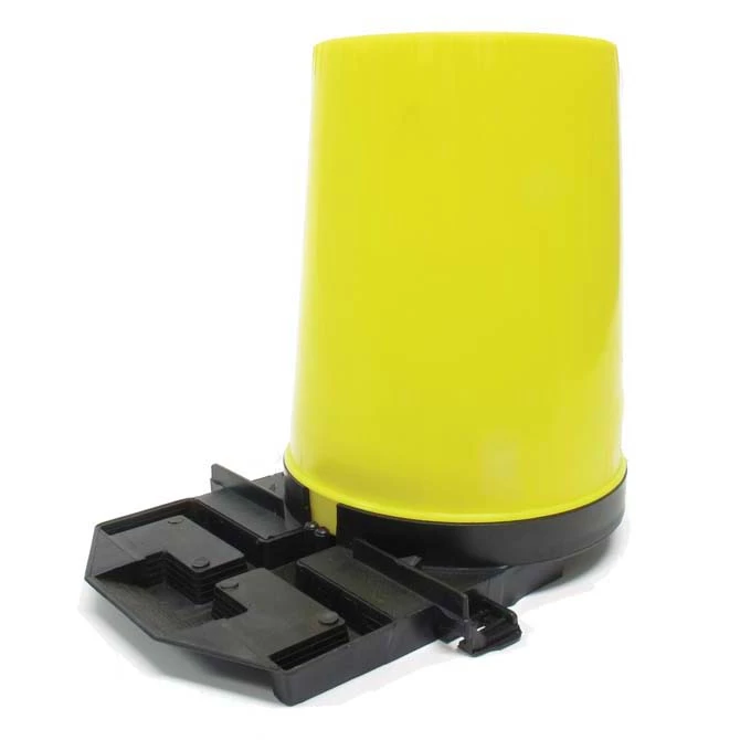 Large Plastic Entrance Feeder 3 Large Plastic Entrance Feeder